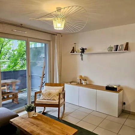 Appartement T2 élégant Avec Terrasse Proche Du Du Bourget Le Bourget-du-Lac